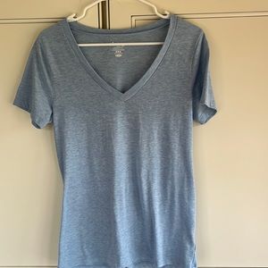 Old Navy Tee size M